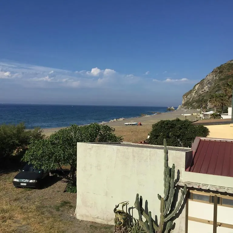 Apartament Xenia Apartment Mongiove 0*,
