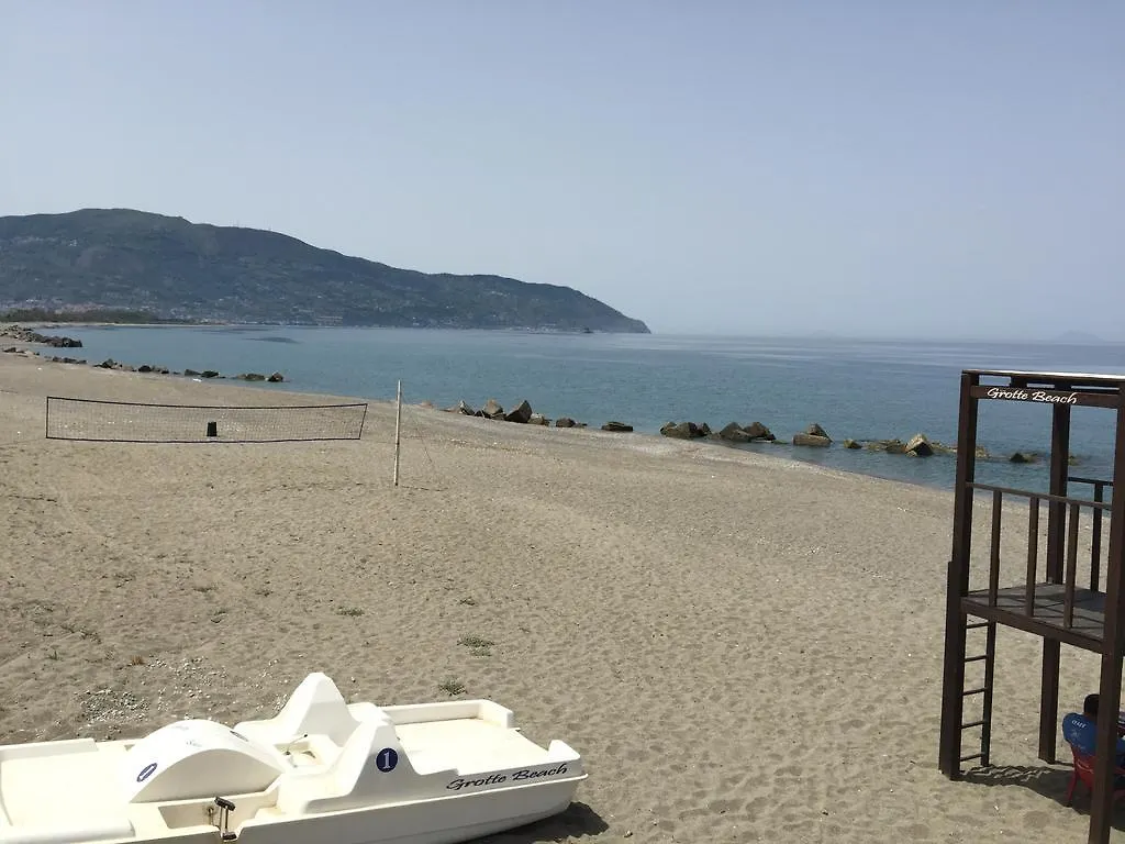Apartament Xenia Apartment Mongiove Italy