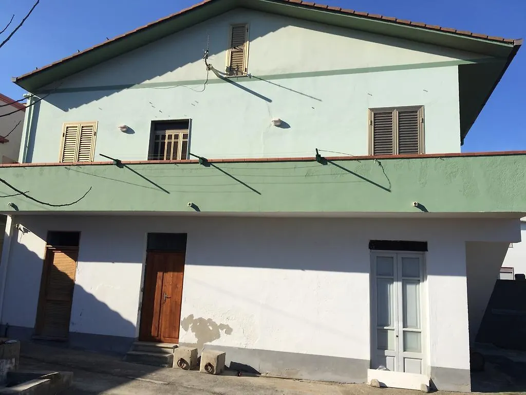 Apartament Xenia Apartment Mongiove