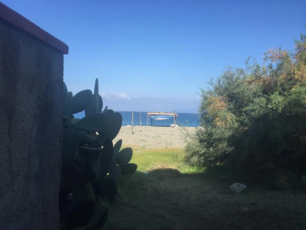 Apartament Xenia Apartment Mongiove